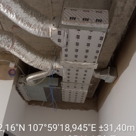  Lắp đặt  máy  lạnh âm  trần 