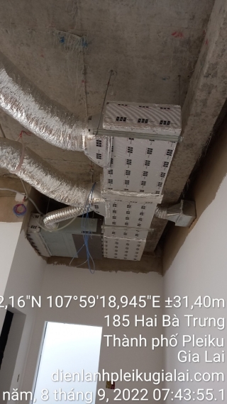  Lắp đặt  máy  lạnh âm  trần 